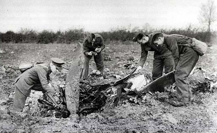 crash_one S Parry Red Kite