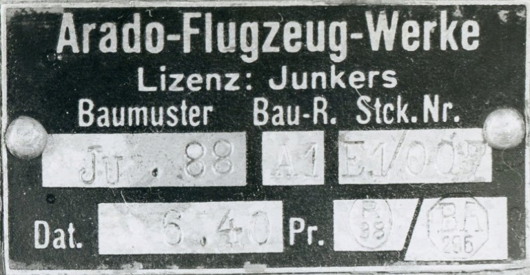 15 Makers plate Wealden dig