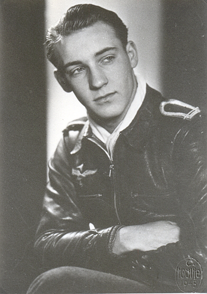 1JG 26 Ofhr. Hans J&Aring;rgen Hansen  28.3.45 Laer