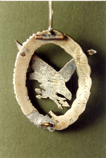 13 R.Op badge reverse