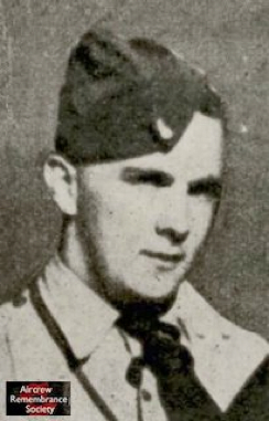 75-squadron-stirling-bf506-aa-p-flight-sergeant-ian-salt002crnzaf