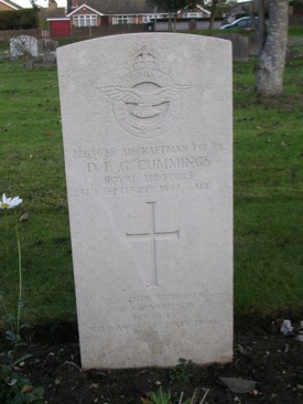 cummings-97-squadron-lincoln-re373