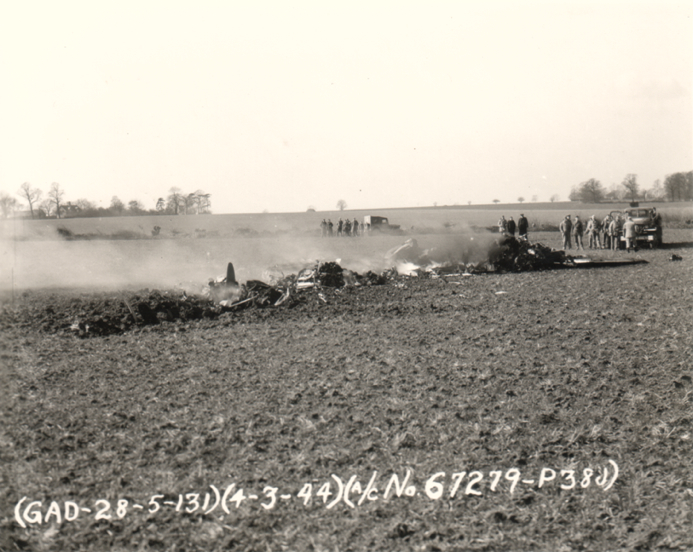 44-03-04 42-67279 P-38J Photo 05