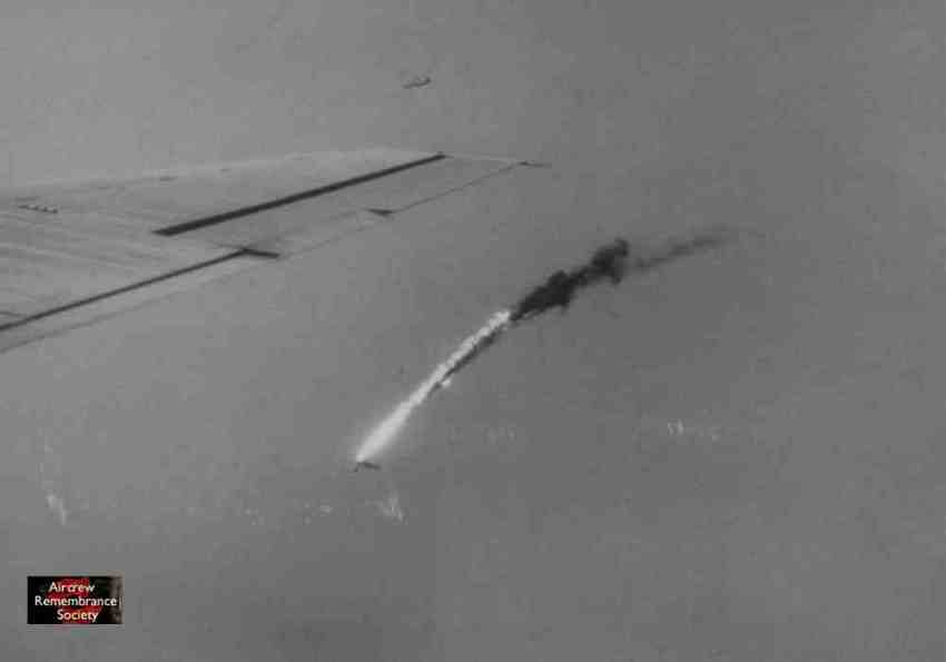 b-29-going-down-over-japan