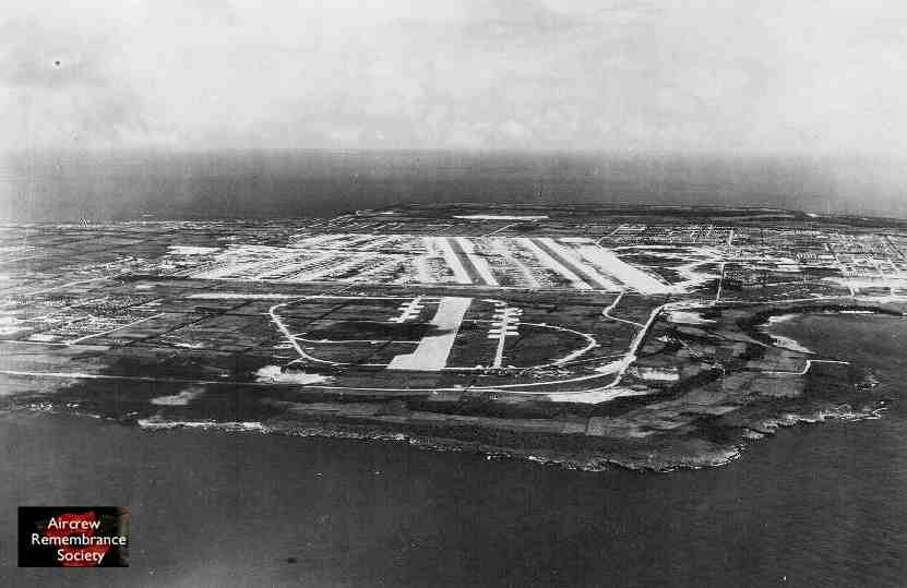 tinian-west-fields-1945
